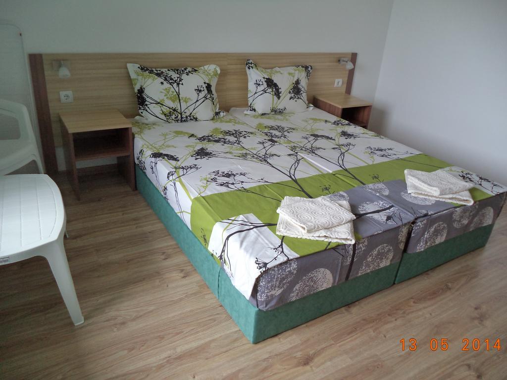 Sveti Georgi Guest House Sozopol Exterior photo