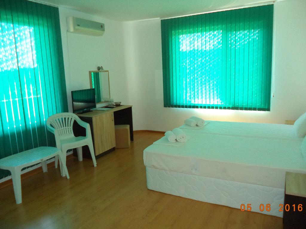 Sveti Georgi Guest House Sozopol Exterior photo
